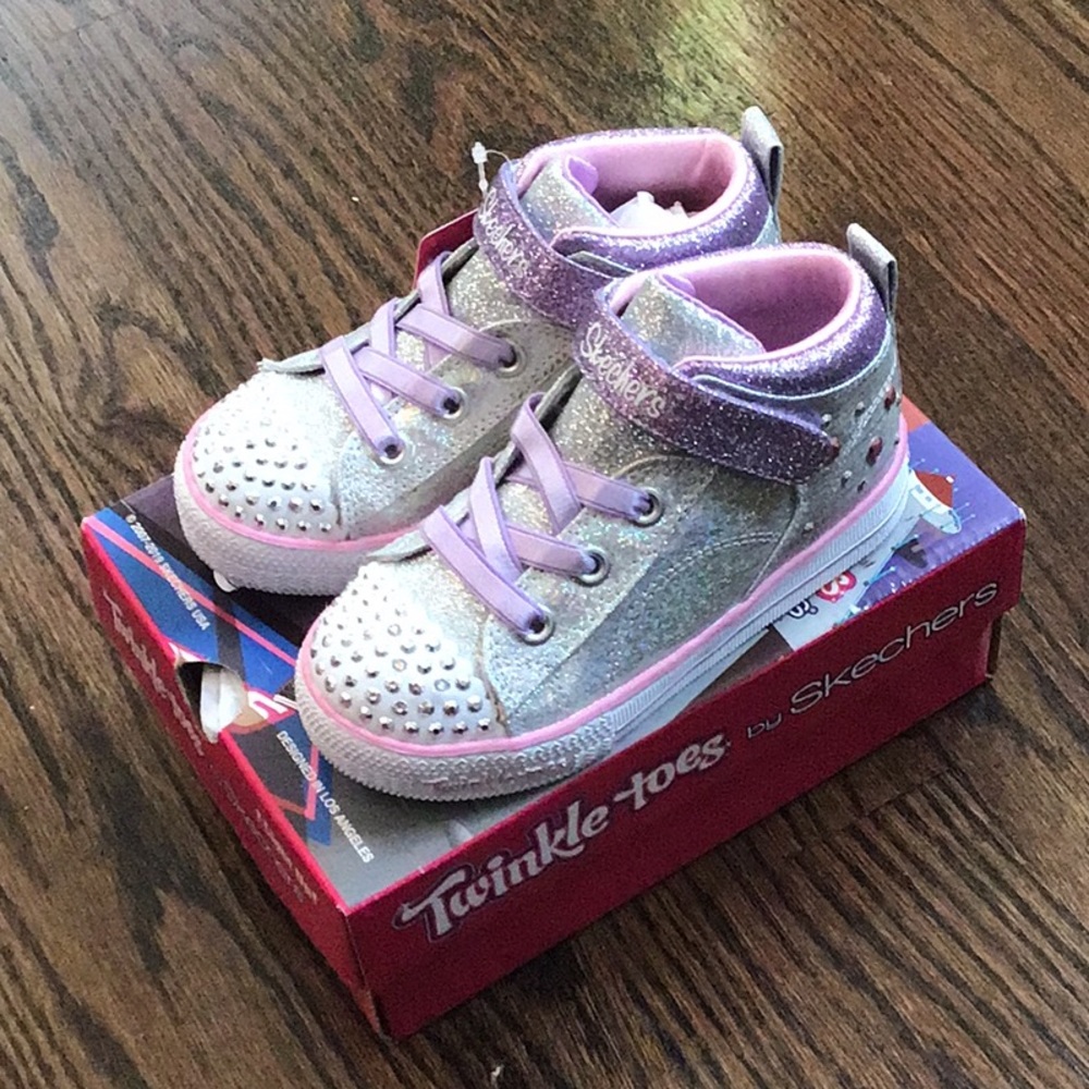Skechers twinkle toes little girl size 9